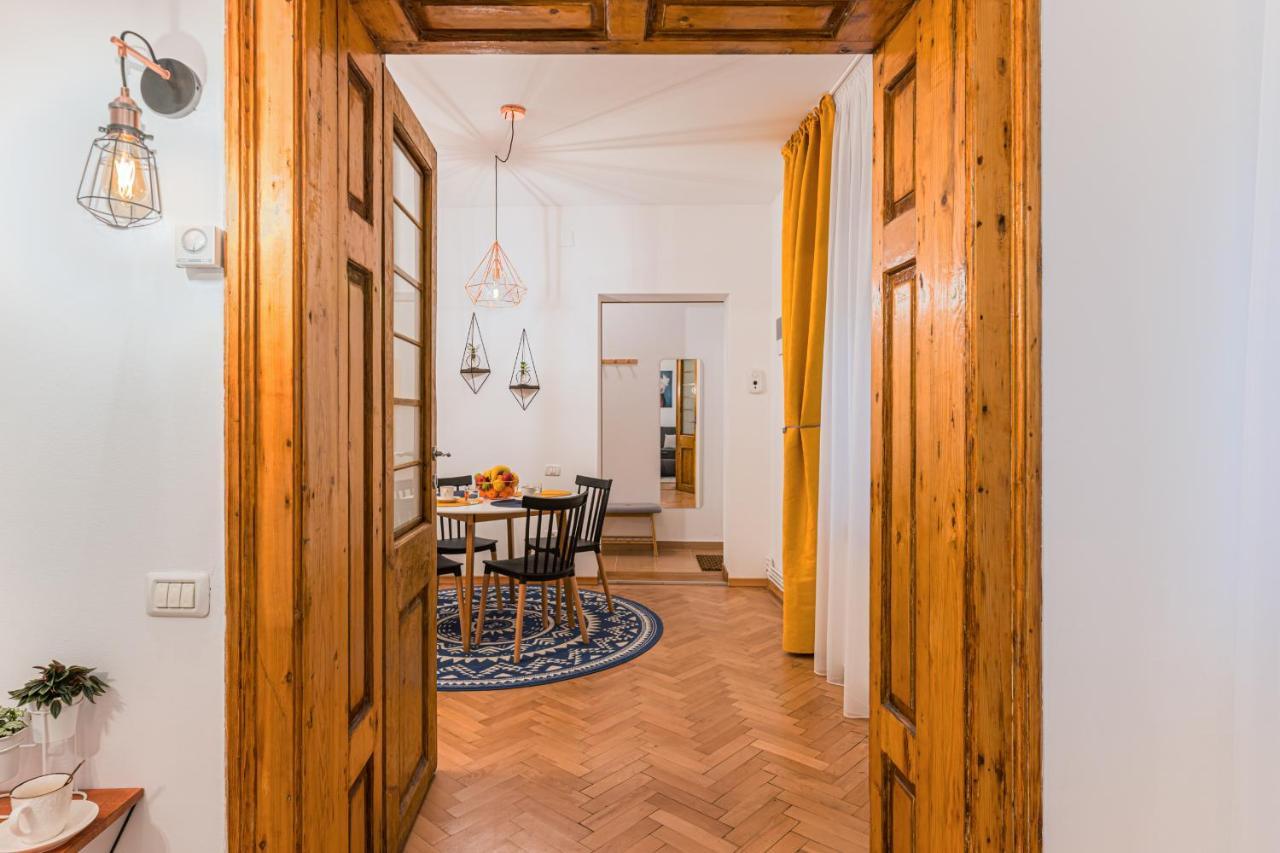 Garden Hideout - Central Apartment Brassó Kültér fotó